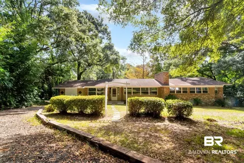 4652 E Pinewood Dr, Mobile, AL 36618 photo 4