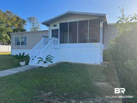 1945 Ridgewood, Lillian, AL 36549