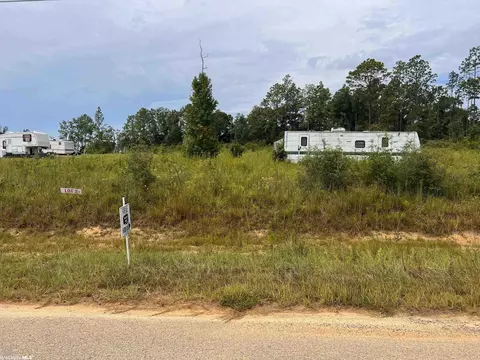 18928 Old Brady Rd, Bay Minette, AL 36507