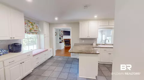 105 Conway Dr, Mobile, AL 36608 photo 10