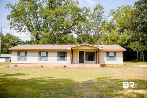 4811 Crary Rd, Century, FL 32535
