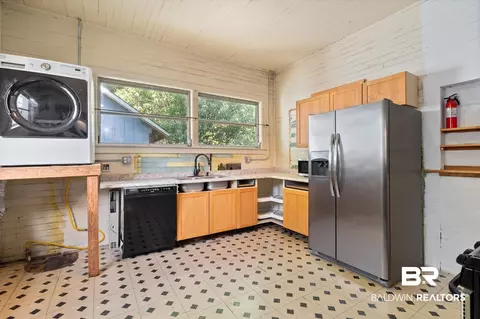 450 Charles St, Mobile, AL 36604 photo 9