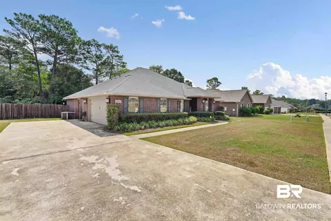 2835 E Saddlebrook Dr, Mobile, AL 36695 photo 2