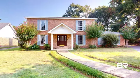 6604 Cedar Wood Ct, Mobile, AL 36695