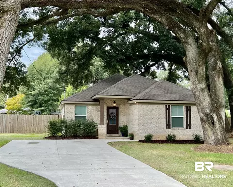 519 Pierce St, Saraland, AL 36571