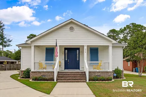 630 E 21st Ave, Gulf Shores, AL 36542