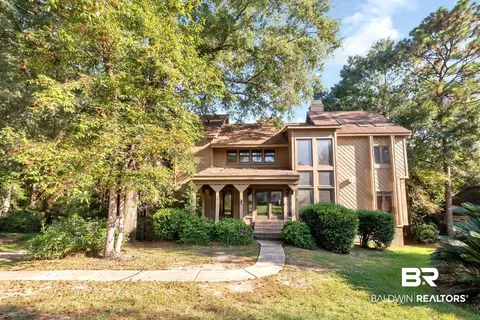 6633 S Sugar Creek Dr, Mobile, AL 36695