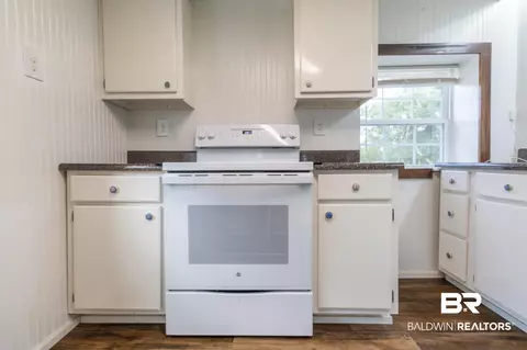 6330 Albritton Rd, Mcdavid, FL 32568 photo 9