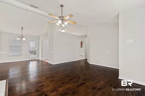 3045 Barlett Dr, Mobile, AL 36608 photo 3