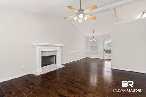 3045 Barlett Dr, Mobile, AL 36608 photo 4