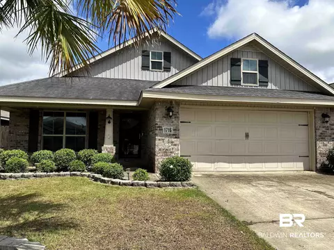 1716 Arcadia Dr, Foley, AL 36535