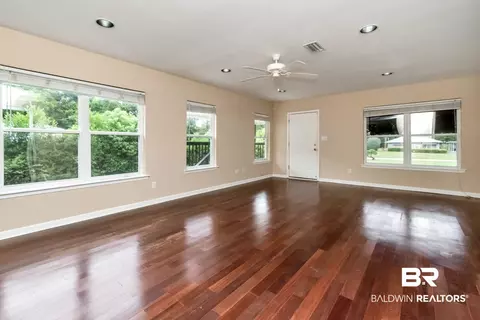 308 Dogwood Dr, Mobile, AL 36609 photo 6