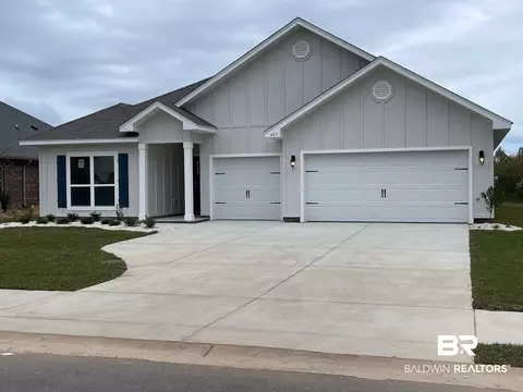 457 Shepard St, Gulf Shores, AL 36542
