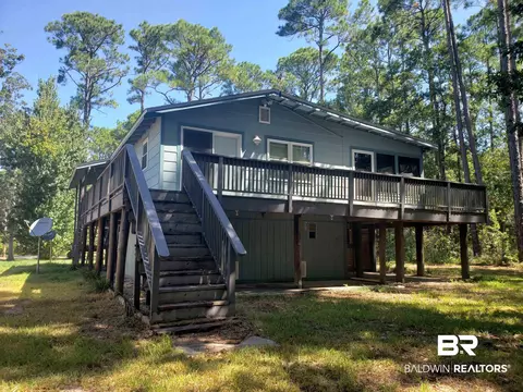 26375 Canal St, Elberta, AL 36530