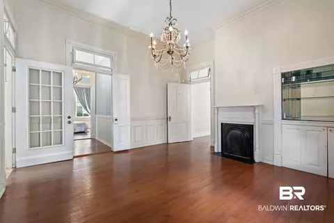 207 Dexter Ave, Mobile, AL 36604 photo 2