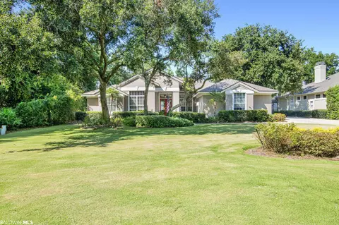 44 Bayside Ct, Gulf Shores, AL 36542