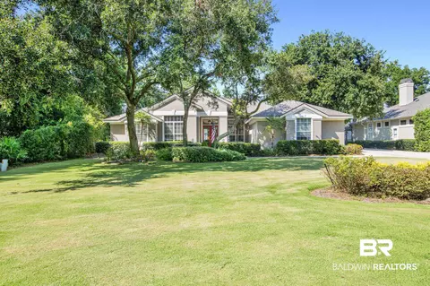 44 Bayside Ct, Gulf Shores, AL 36542