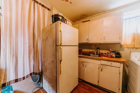 2004 Edwards Ave, Mobile, AL 36617 photo 8