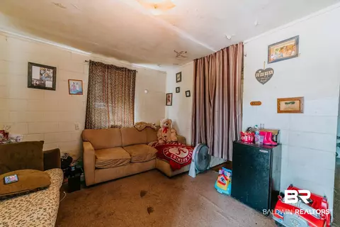 2004 Edwards Ave, Mobile, AL 36617 photo 5
