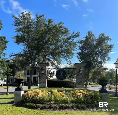 2525 Bienville Ave, Gulf Shores, AL 36542