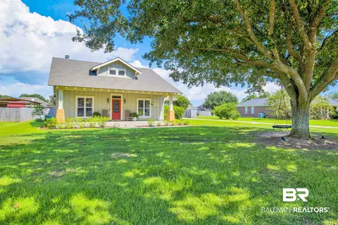 18572 Founders Dr, Fairhope, AL 36532