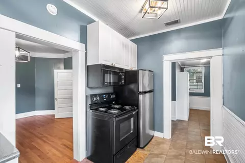 106 Macy Pl, Mobile, AL 36604 photo 9