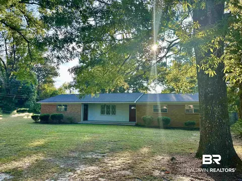 1711 Sowell Rd, Brewton, AL 36426
