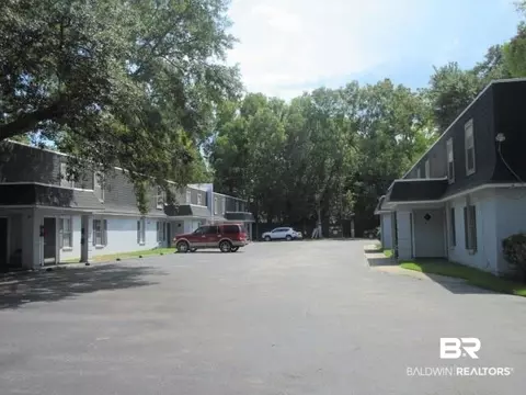 1353 Dauphin St #28, Mobile, AL 36604 photo 2