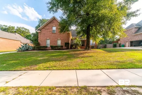 3605 Willow Walk Dr, Saraland, AL 36571