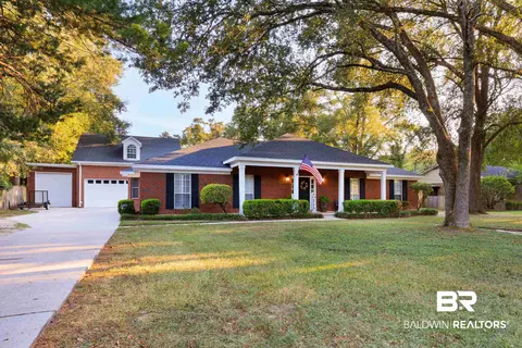 6423 Angela Ct, Mobile, AL 36695