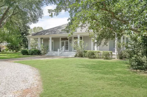 8351 County Road 34, Fairhope, AL 36532