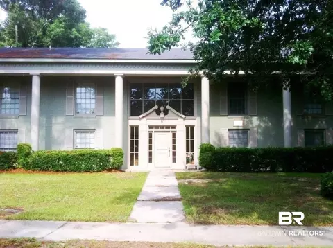 18 S Catherine St #16, Mobile, AL 36604