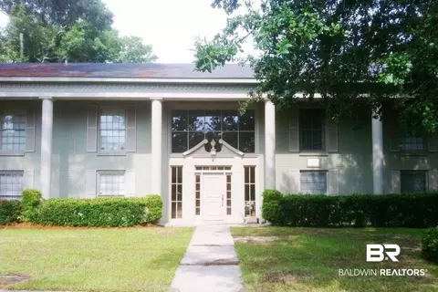 18 S Catherine St #8, Mobile, AL 36604
