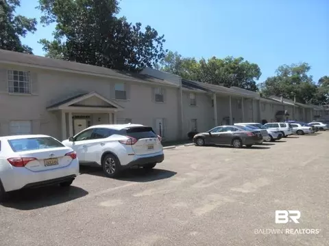 18 S Catherine St #8, Mobile, AL 36604 photo 2