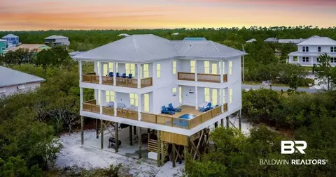 6618 Driftwood Dr, Gulf Shores, AL 36542