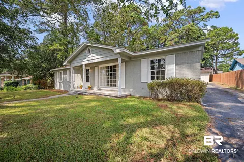 109 Windsor Dr, Daphne, AL 36526