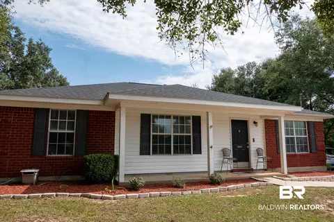 2881 Firethorn Ct, Mobile, AL 36608