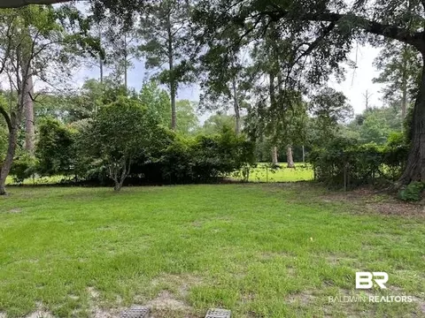 403 E Pine St, Atmore, AL 36502 photo 21