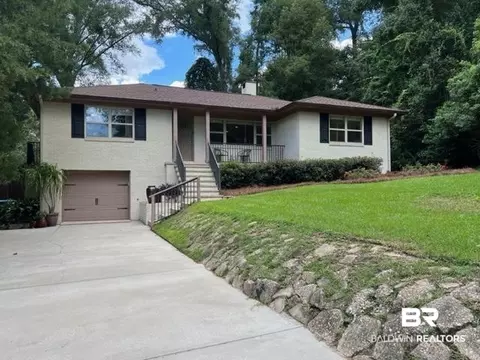123 Confederate Dr, Spanish Fort, AL 36527
