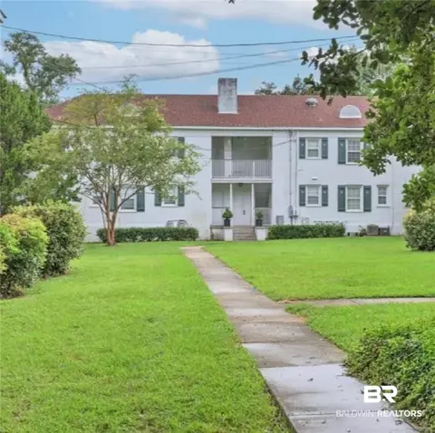 214 Upham St #1C, Mobile, AL 36607