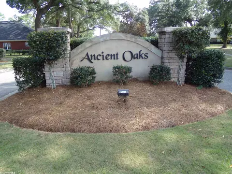 34 Ancient Oaks Cir, Gulf Shores, AL 36542