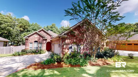 2914 Cottage Hill Rd, Mobile, AL 36606