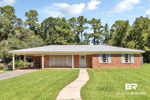 105 Windsor Dr, Daphne, AL 36526