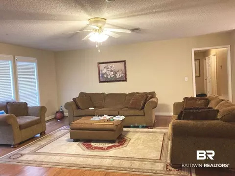 415 Forest Ave, Atmore, AL 36502 photo 6