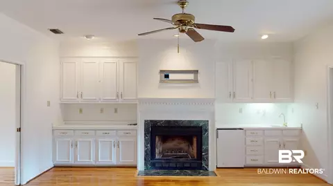 5700 N Regency Ct, Mobile, AL 36609 photo 6