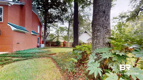 5700 N Regency Ct, Mobile, AL 36609 photo 19