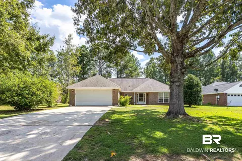 530 Meadow Ln, Foley, AL 36535