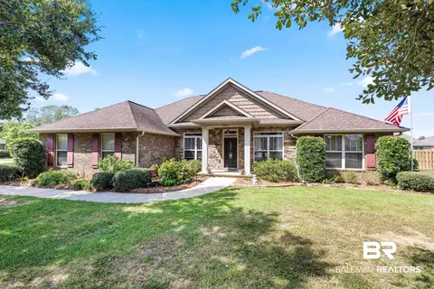 264 Royal Ln, Fairhope, AL 36532