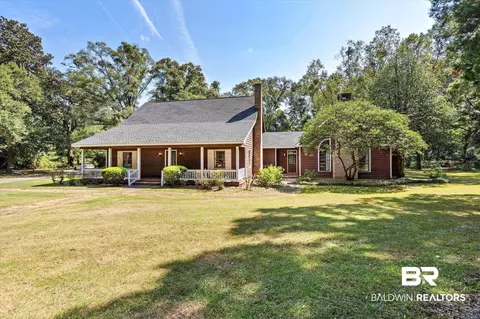 5813 Helen St, Mobile, AL 36618