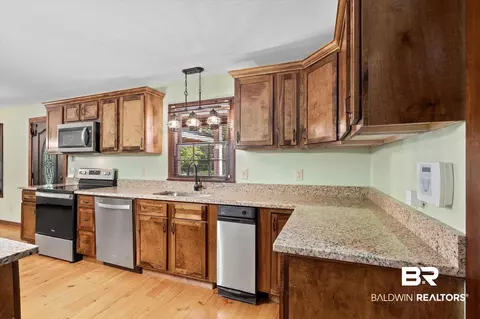 5813 Helen St, Mobile, AL 36618 photo 10